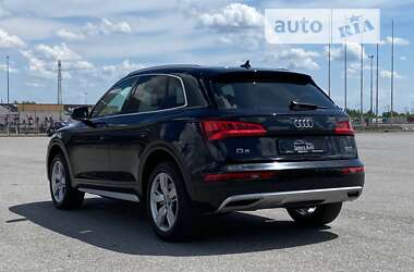 Позашляховик / Кросовер Audi Q5 2018 в Львові