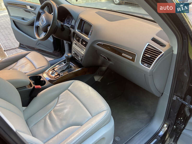 Внедорожник / Кроссовер Audi Q5 2013 в Львове