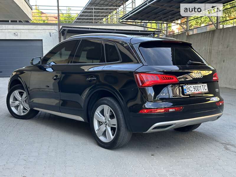 Позашляховик / Кросовер Audi Q5 2017 в Дрогобичі