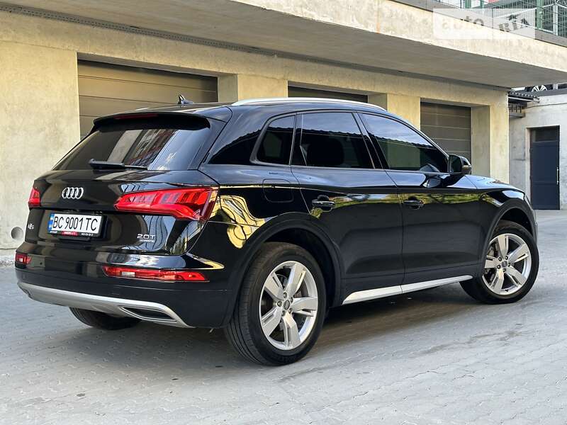 Позашляховик / Кросовер Audi Q5 2017 в Дрогобичі