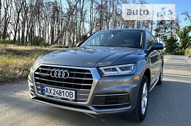 Позашляховик / Кросовер Audi Q5 2017 в Харкові