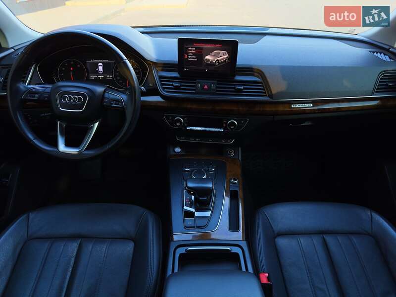 Позашляховик / Кросовер Audi Q5 2017 в Харкові