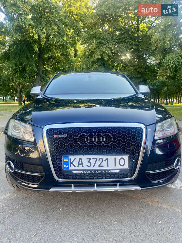 Внедорожник / Кроссовер Audi Q5 2011 в Киеве