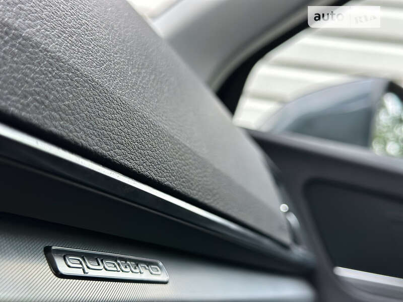 Позашляховик / Кросовер Audi Q5 2020 в Києві