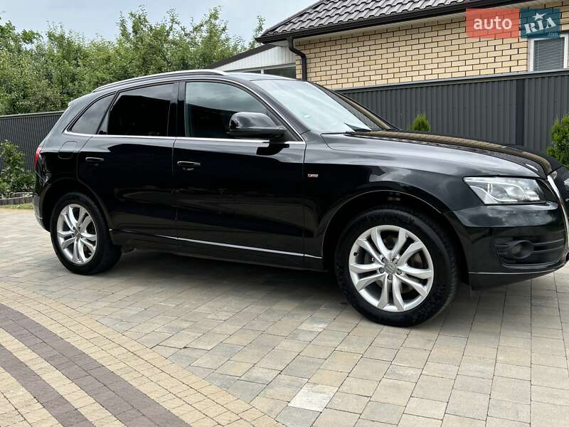 Внедорожник / Кроссовер Audi Q5 2010 в Ковеле