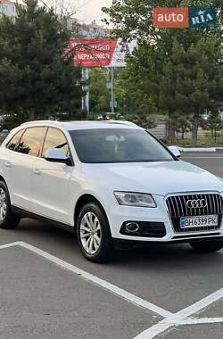 Внедорожник / Кроссовер Audi Q5 2015 в 