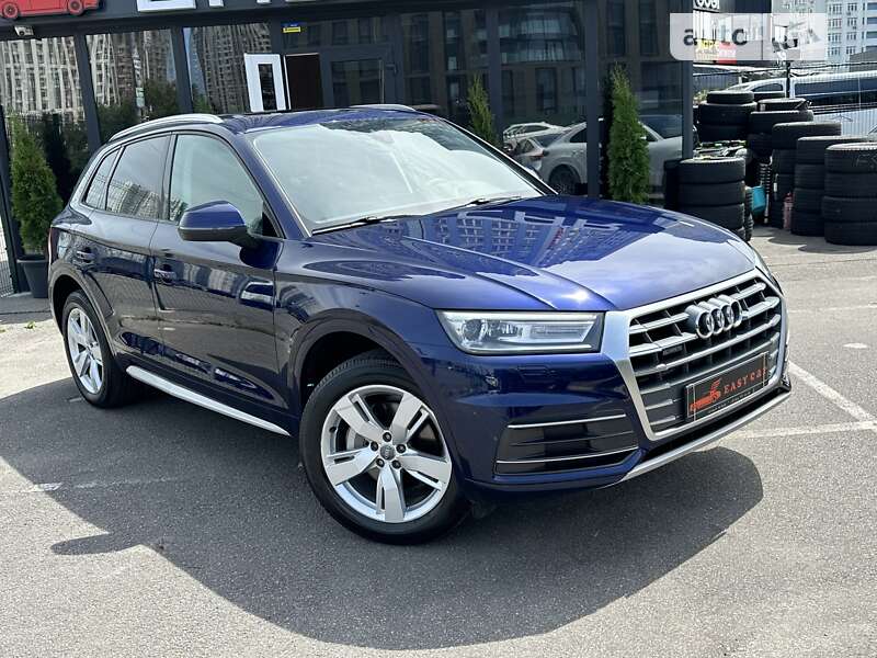 Позашляховик / Кросовер Audi Q5 2017 в Києві