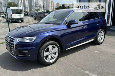 Позашляховик / Кросовер Audi Q5 2017 в Києві