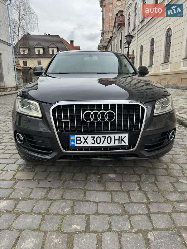 Внедорожник / Кроссовер Audi Q5 2016 в Каменец-Подольском