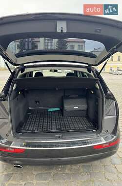 Позашляховик / Кросовер Audi Q5 2016 в 