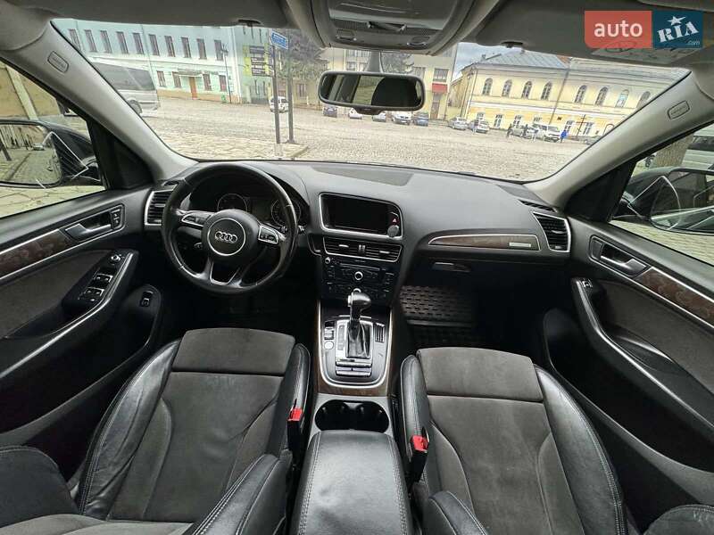 Внедорожник / Кроссовер Audi Q5 2016 в Каменец-Подольском