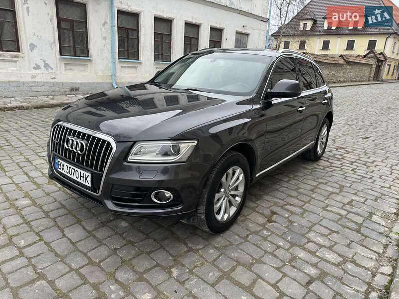 Позашляховик / Кросовер Audi Q5 2016 в 