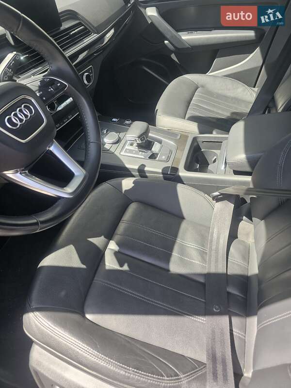 Внедорожник / Кроссовер Audi Q5 2019 в Виннице