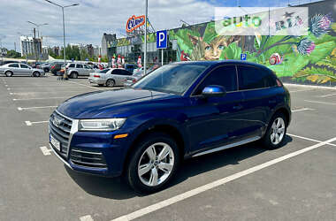 Позашляховик / Кросовер Audi Q5 2016 в Києві