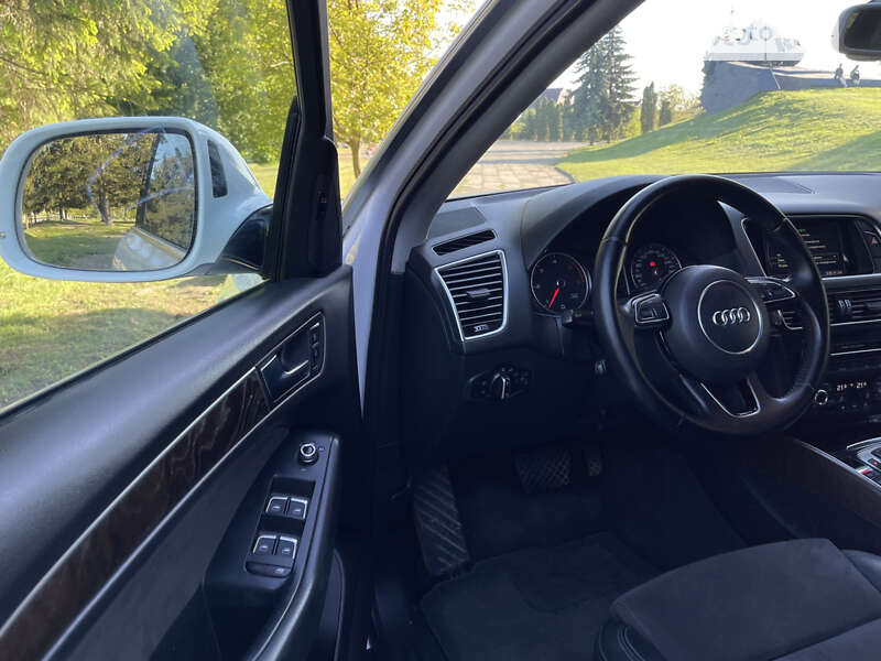 Внедорожник / Кроссовер Audi Q5 2015 в Черновцах фото 32 Внедорожник / Кроссовер Audi Q5 2015 в Черновцах