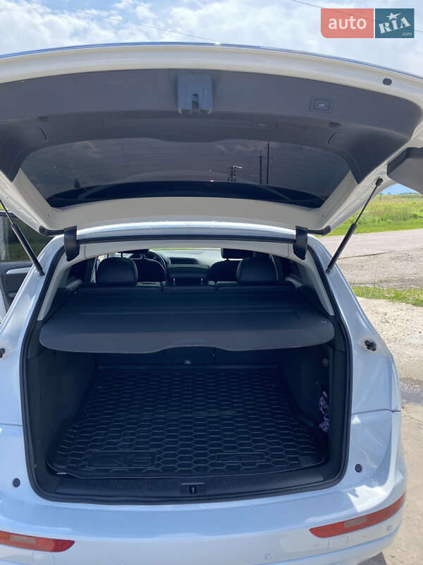 Внедорожник / Кроссовер Audi Q5 2016 в Киеве