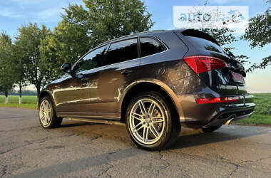 Внедорожник / Кроссовер Audi Q5 2011 в 
