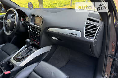 Внедорожник / Кроссовер Audi Q5 2011 в 