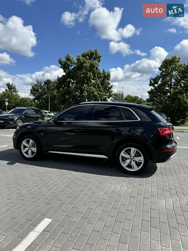 Внедорожник / Кроссовер Audi Q5 2018 в Харькове
