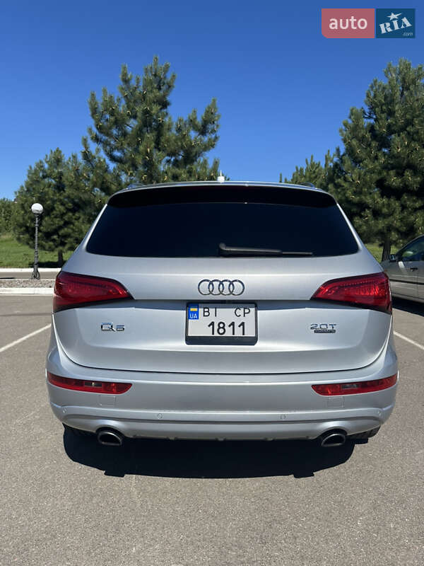 Позашляховик / Кросовер Audi Q5 2015 в Києві