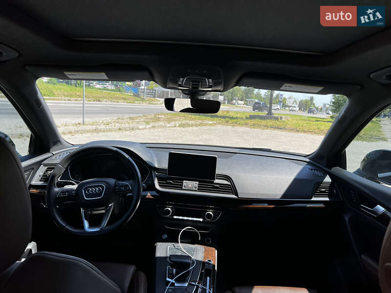 Внедорожник / Кроссовер Audi Q5 2019 в Ивано-Франковске