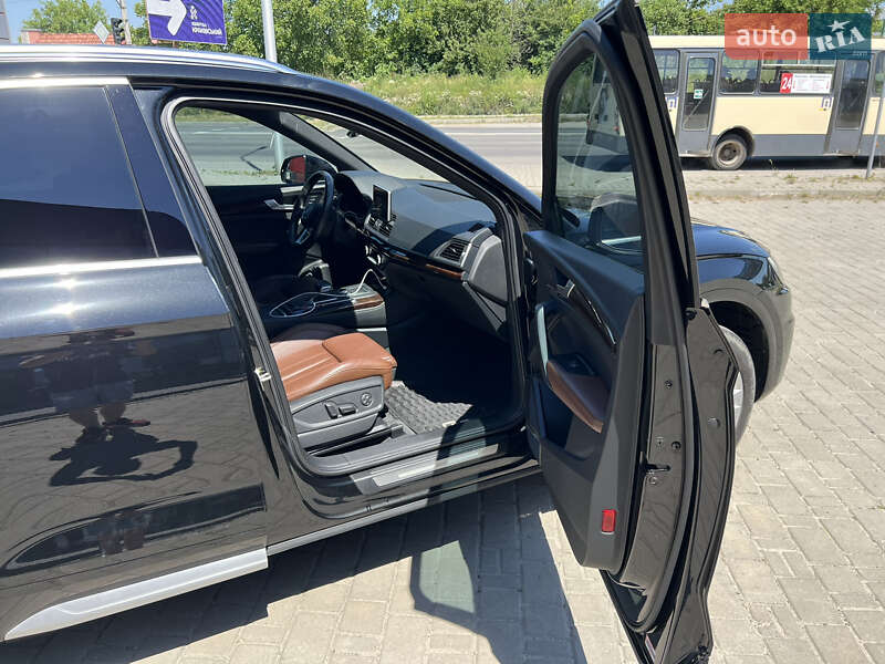Внедорожник / Кроссовер Audi Q5 2019 в Ивано-Франковске