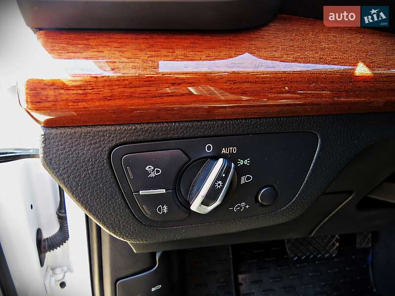 Внедорожник / Кроссовер Audi Q5 2020 в Черкассах