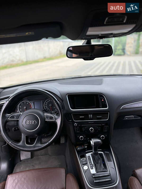 Внедорожник / Кроссовер Audi Q5 2015 в Стрые