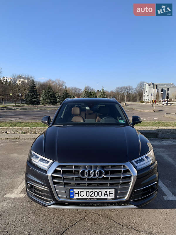 Внедорожник / Кроссовер Audi Q5 2017 в Львове