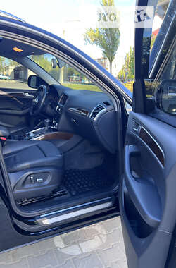 Внедорожник / Кроссовер Audi Q5 2015 в 