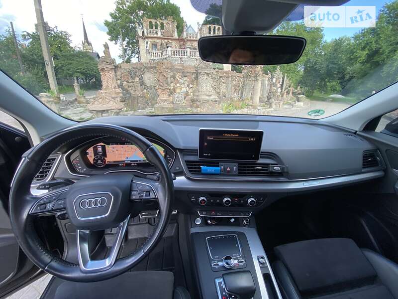 Внедорожник / Кроссовер Audi Q5 2017 в Луцке