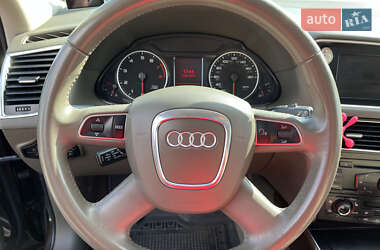 Внедорожник / Кроссовер Audi Q5 2010 в 