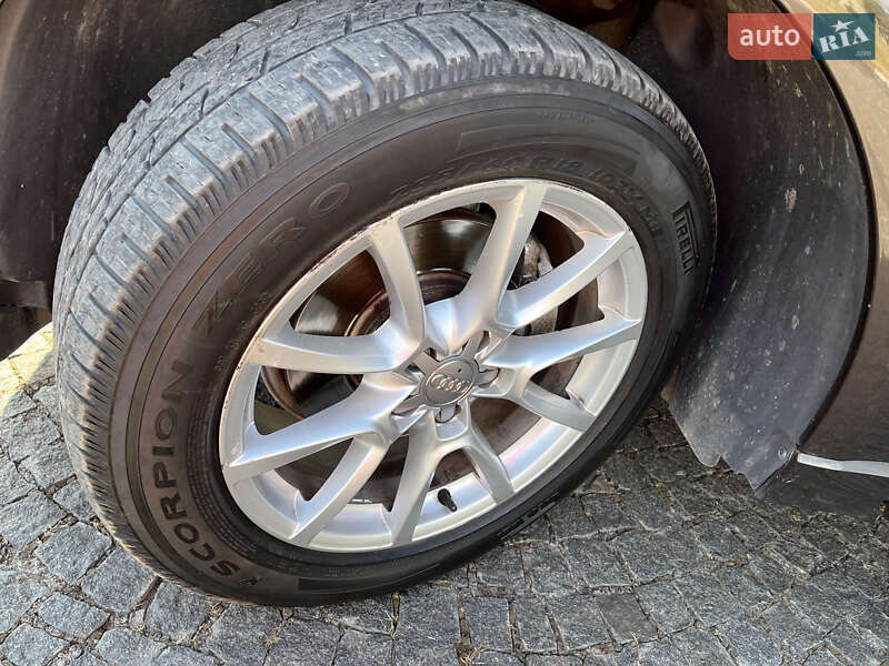 Позашляховик / Кросовер Audi Q5 2010 в Львові