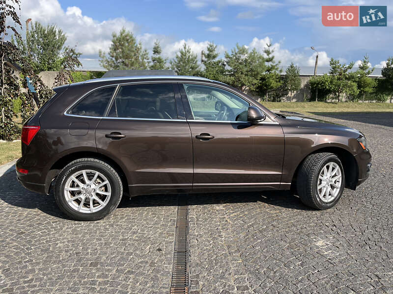 Позашляховик / Кросовер Audi Q5 2010 в Львові