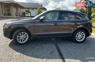 Внедорожник / Кроссовер Audi Q5 2010 в 