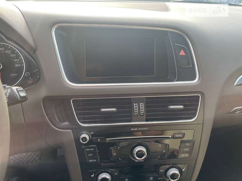 Позашляховик / Кросовер Audi Q5 2014 в Києві