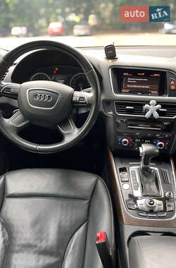 Внедорожник / Кроссовер Audi Q5 2012 в 