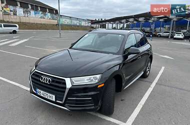 Внедорожник / Кроссовер Audi Q5 2018 в 