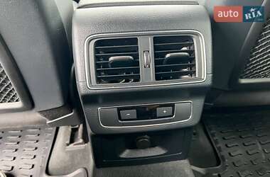 Внедорожник / Кроссовер Audi Q5 2018 в 