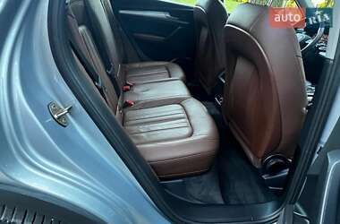 Внедорожник / Кроссовер Audi Q5 2018 в 