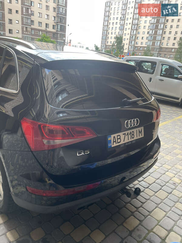 Внедорожник / Кроссовер Audi Q5 2011 в Виннице