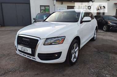 Позашляховик / Кросовер Audi Q5 2011 в Чернігові