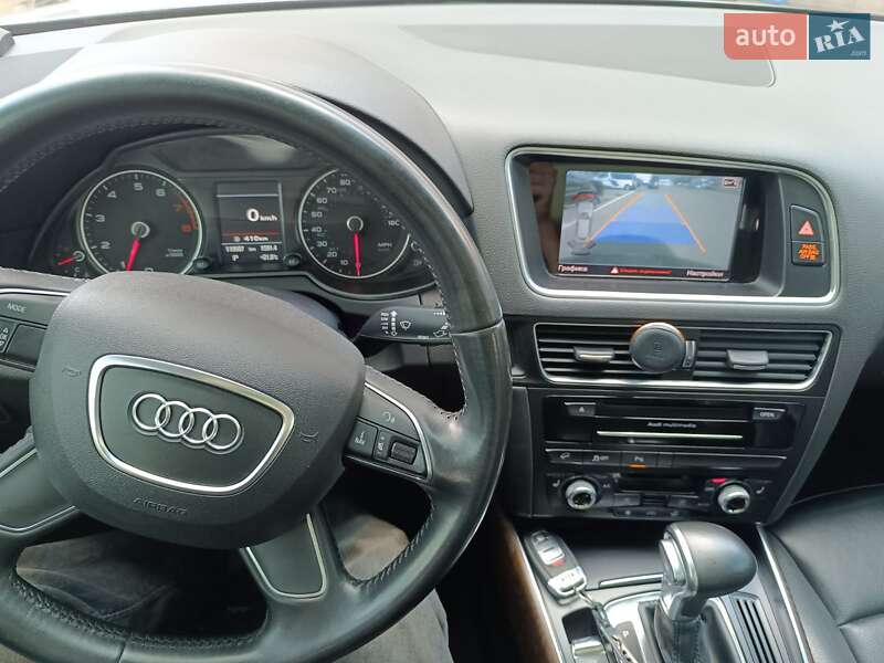 Внедорожник / Кроссовер Audi Q5 2016 в Киеве