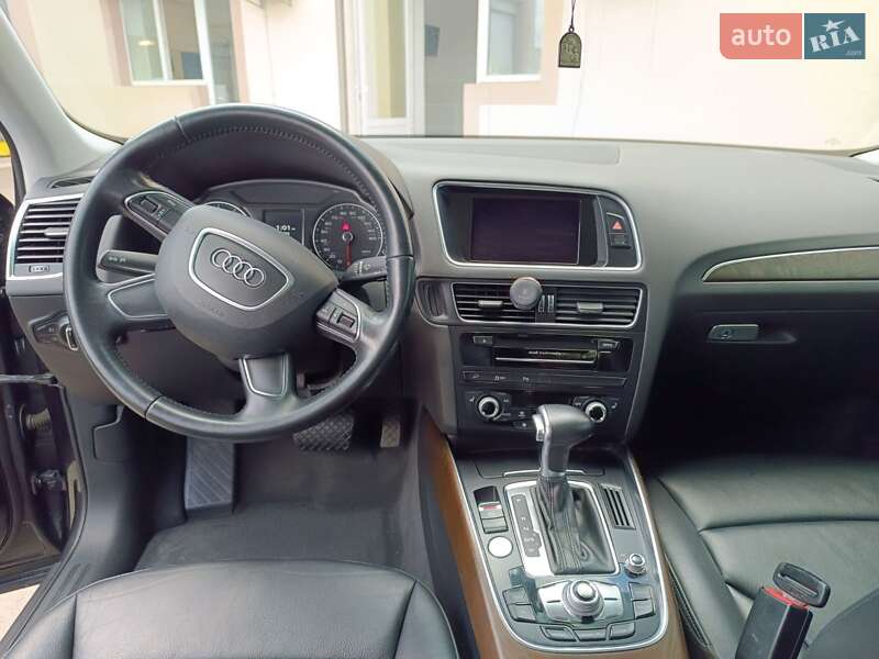 Внедорожник / Кроссовер Audi Q5 2016 в Киеве