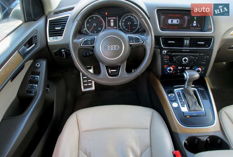 Внедорожник / Кроссовер Audi Q5 2013 в Одессе