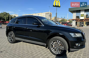 Внедорожник / Кроссовер Audi Q5 2015 в Черновцах