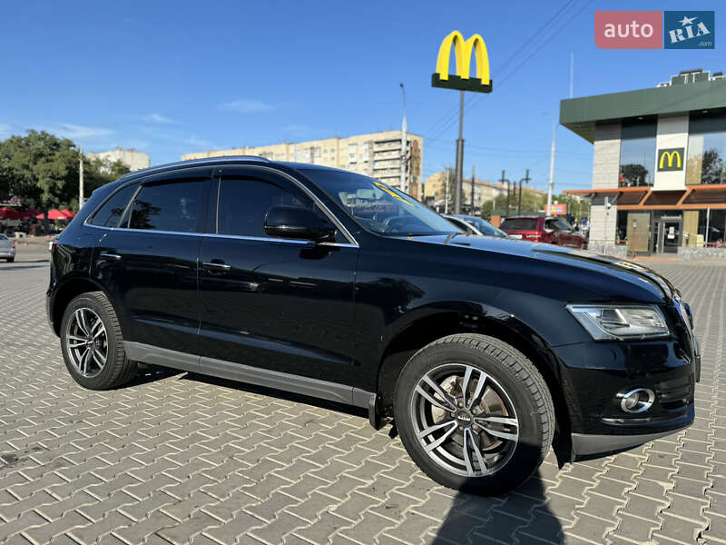 Внедорожник / Кроссовер Audi Q5 2015 в Черновцах