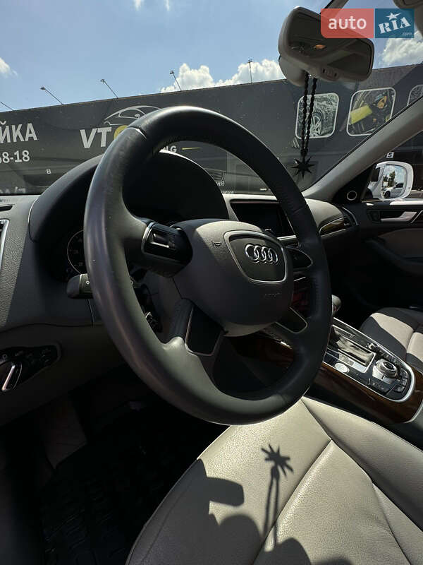 Внедорожник / Кроссовер Audi Q5 2015 в Кропивницком