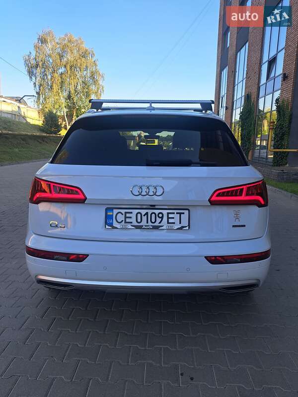 Позашляховик / Кросовер Audi Q5 2020 в Чернівцях