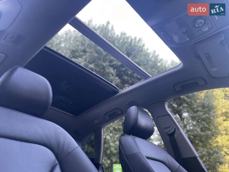 Внедорожник / Кроссовер Audi Q5 2015 в Хмельницком